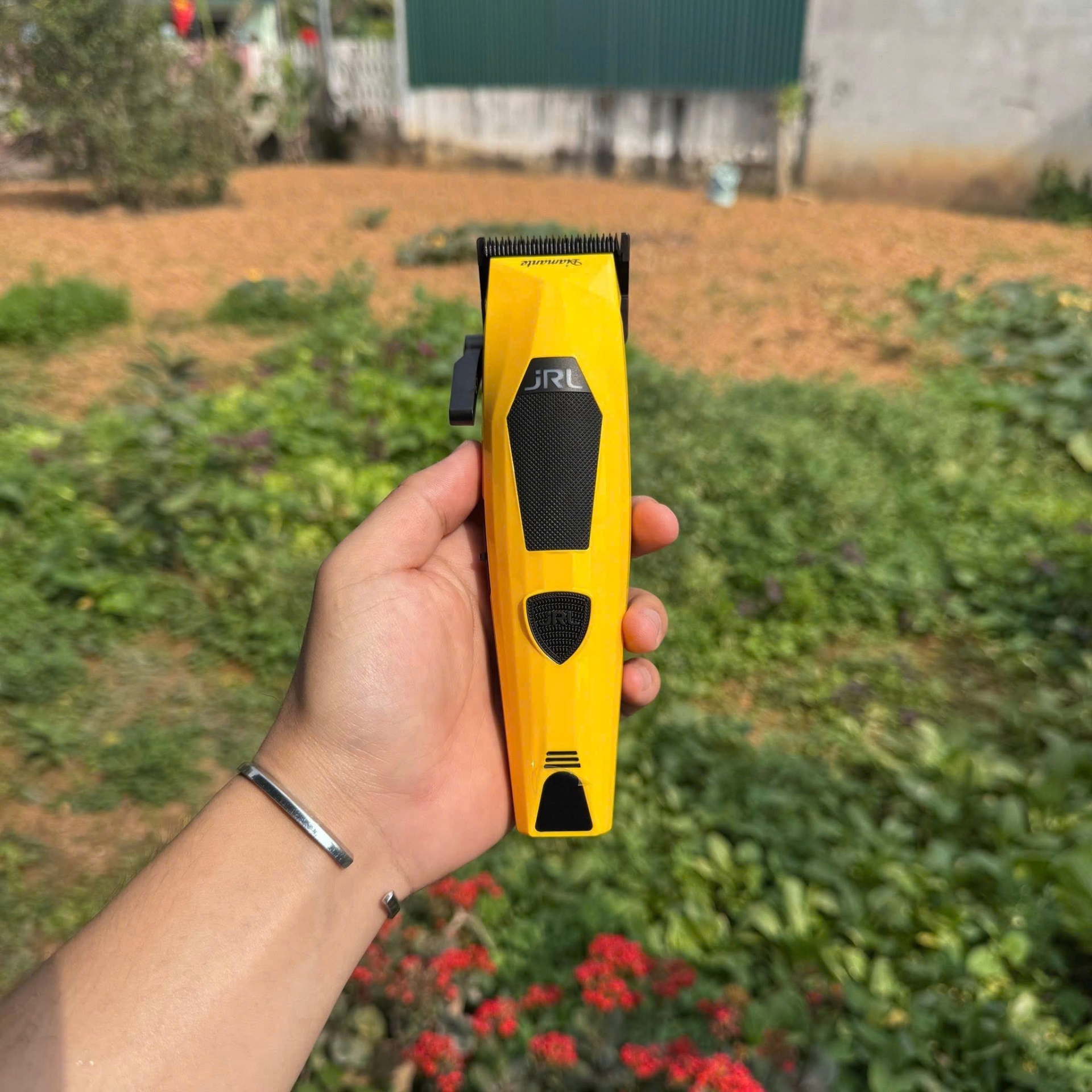 Tông Đơ Cắt Tóc JRL Diamante Màu Vàng