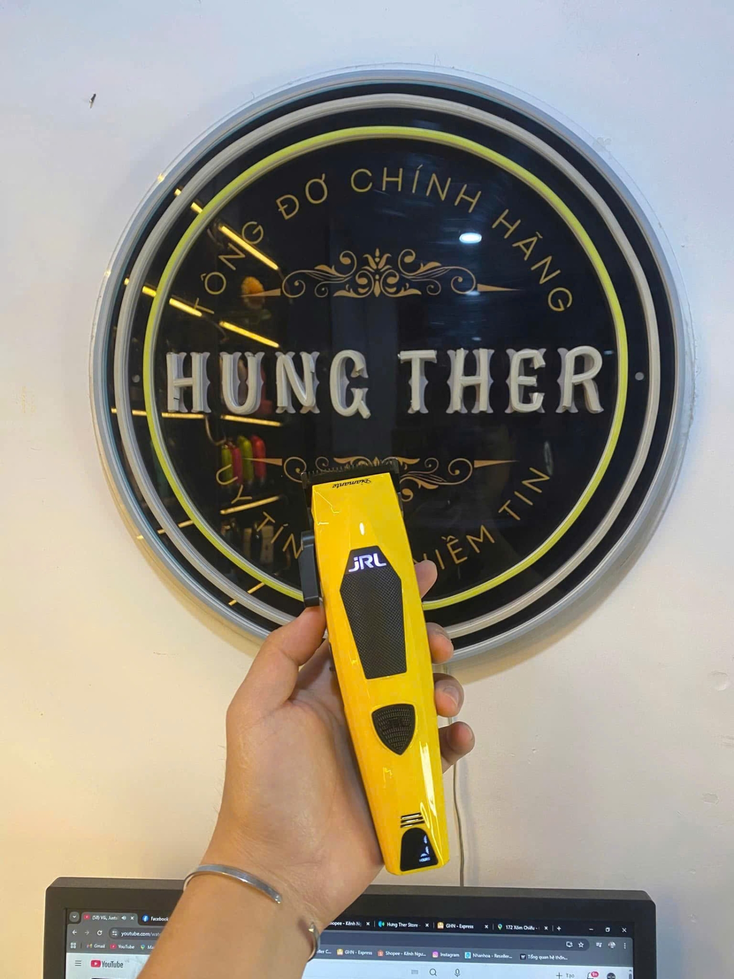 Tông Đơ Cắt Tóc JRL Diamante Màu Vàng